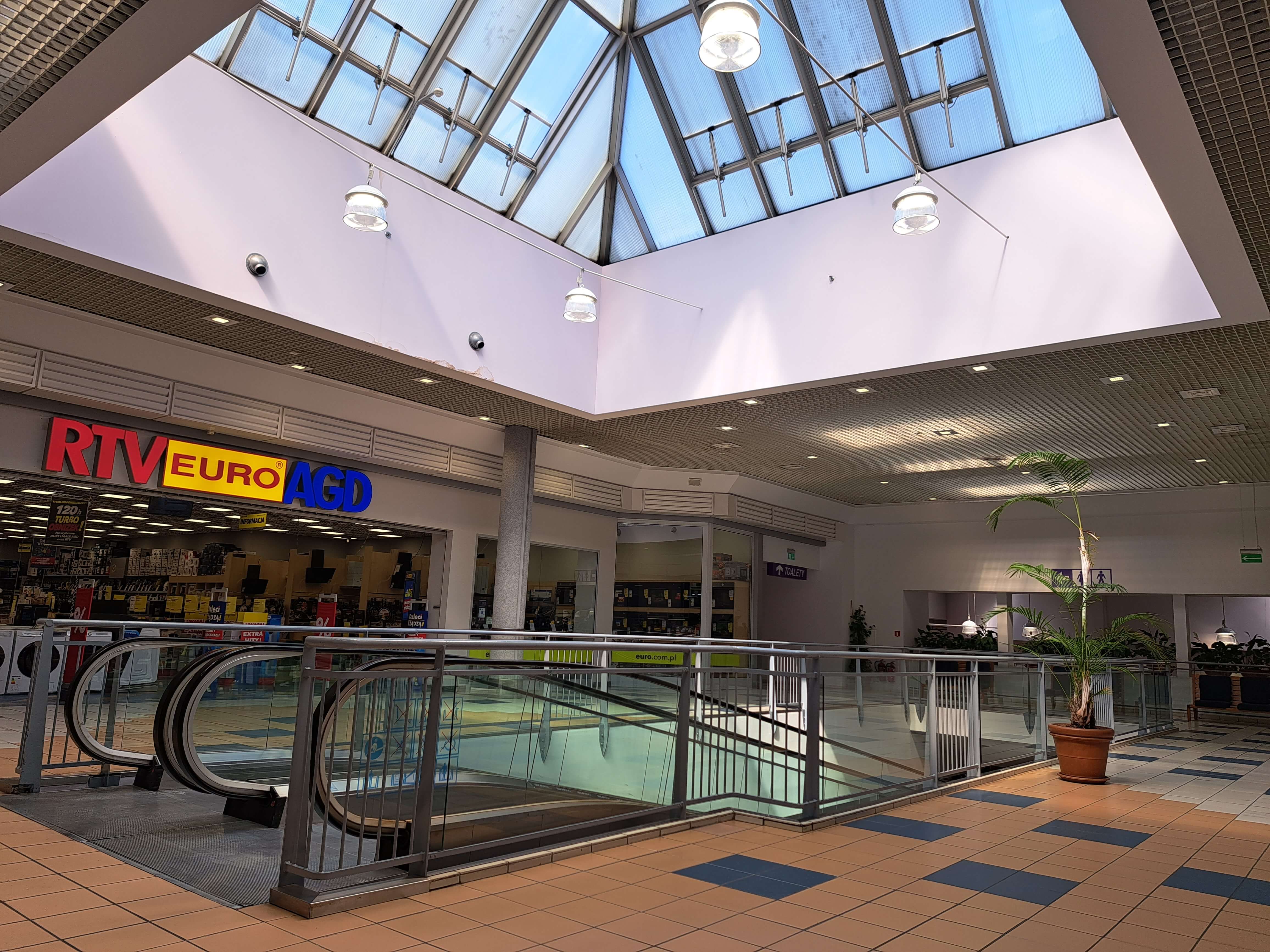 Oświetlenie centrum handlowego